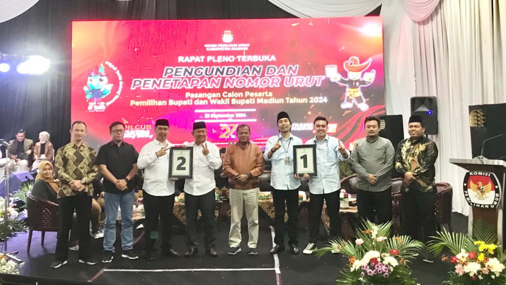 Pasangan Calon Bupati dan Wakil Bupati Madiun Lakukan Pengundian Nomor Urut Pilkada 2024